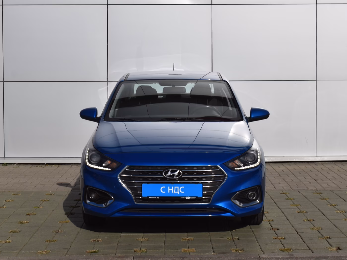 Hyundai Accent фото 2