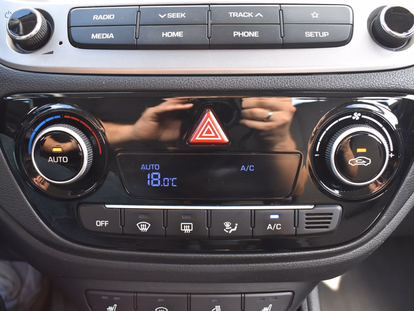Hyundai Accent фото 22