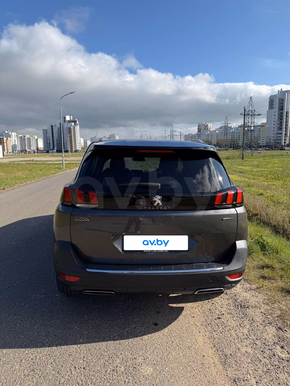 Peugeot 5008 фото 3