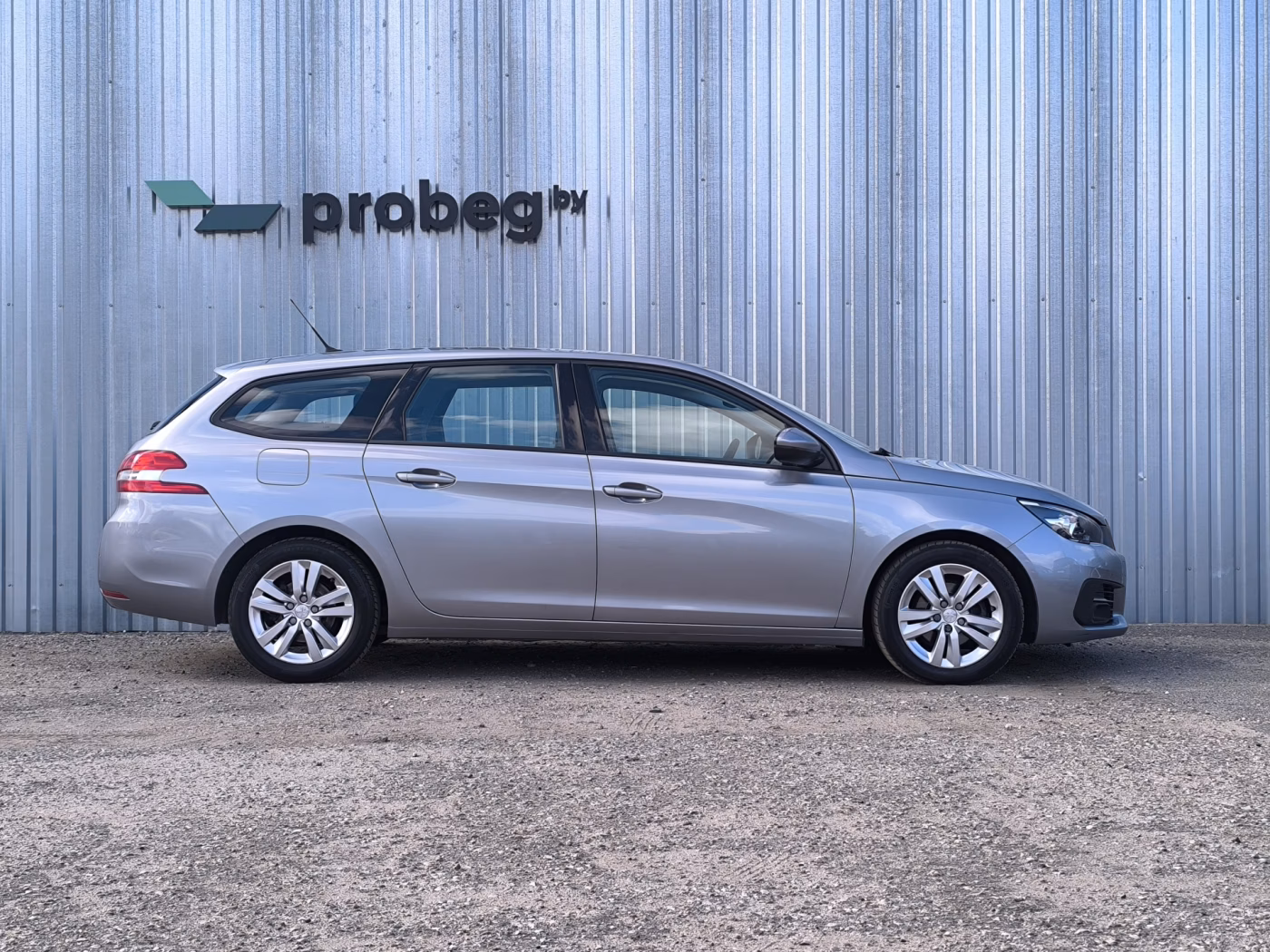 Peugeot 308 фото 3