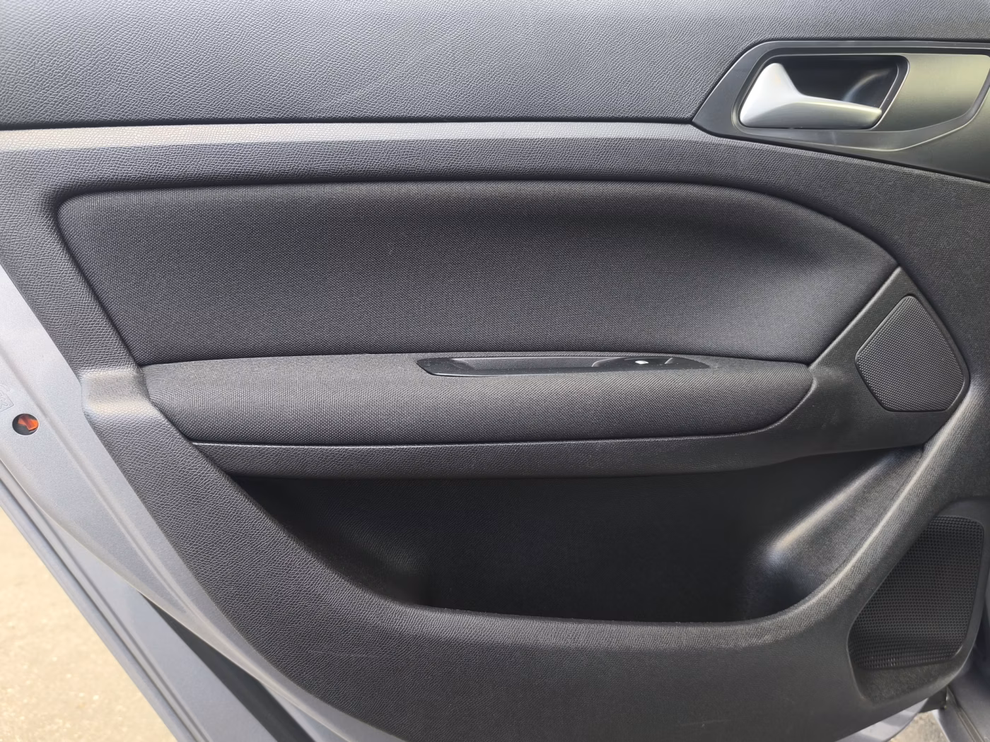 Peugeot 308 фото 9