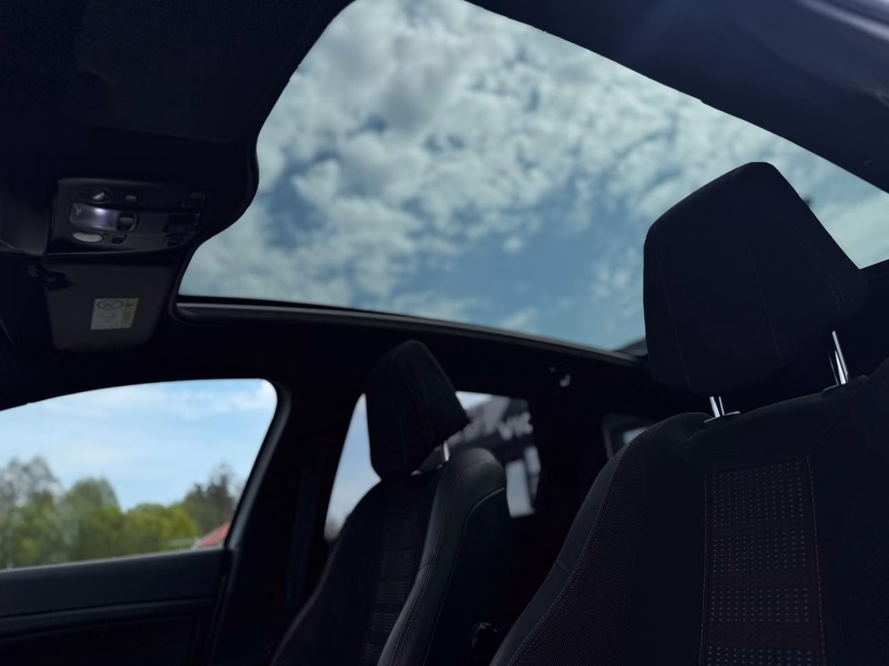 Peugeot 308 фото 15