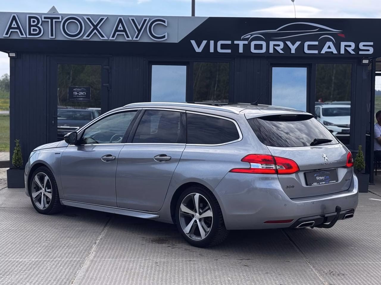Peugeot 308 фото 2