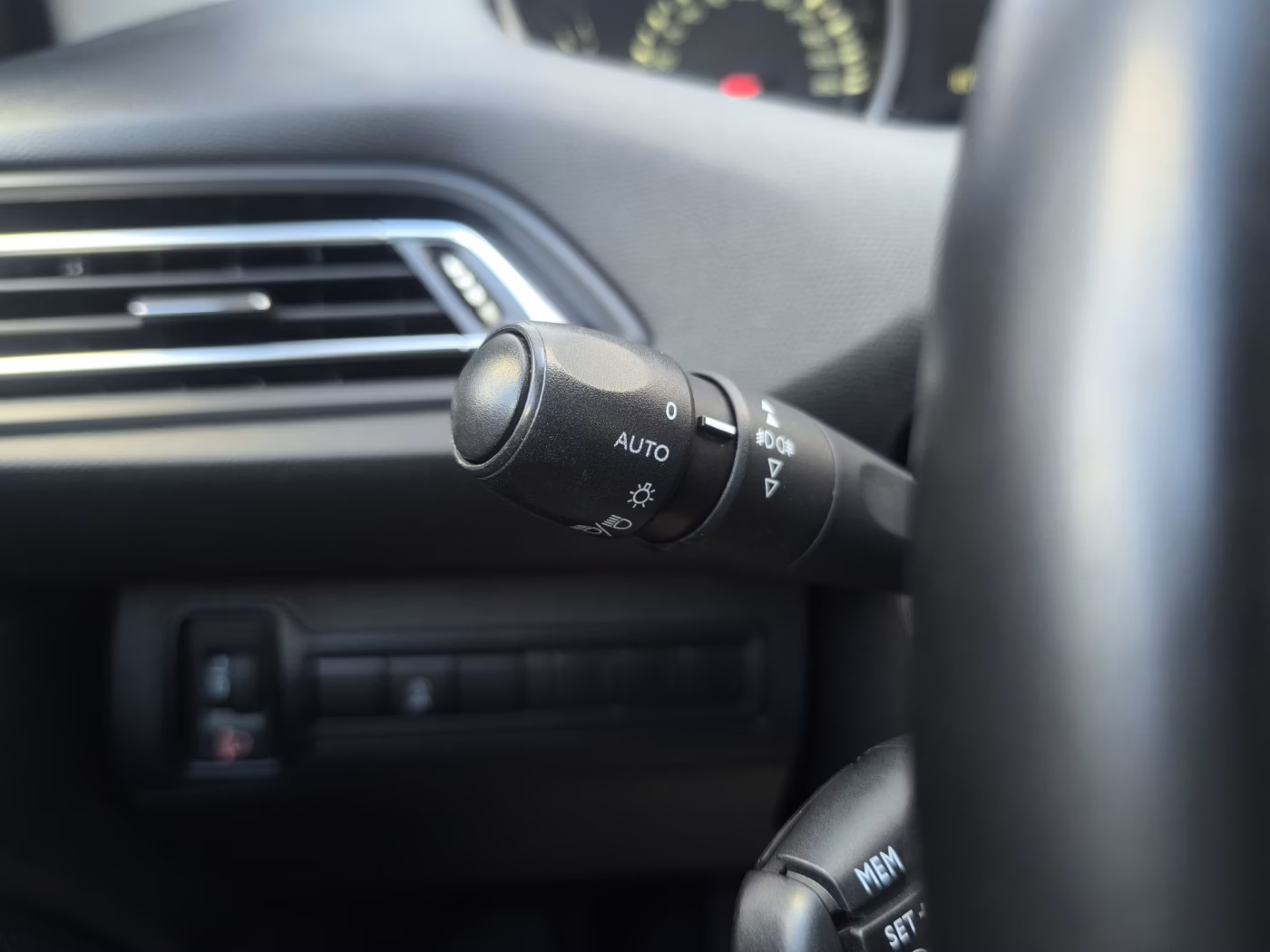 Peugeot 308 фото 20