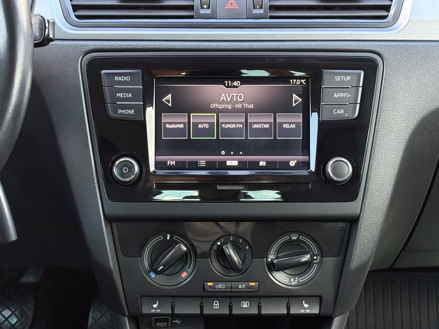 Skoda Rapid фото 10