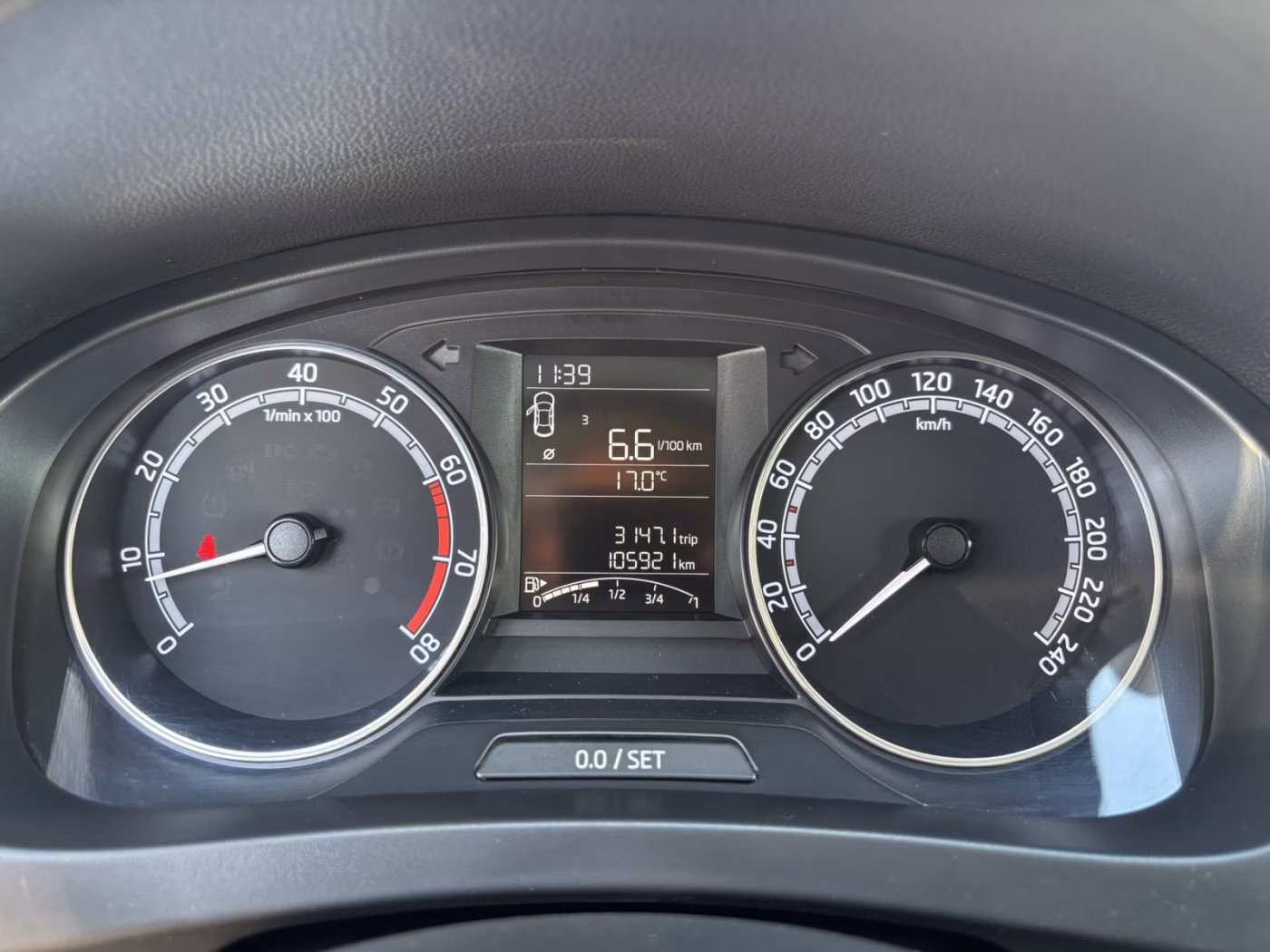 Skoda Rapid фото 9