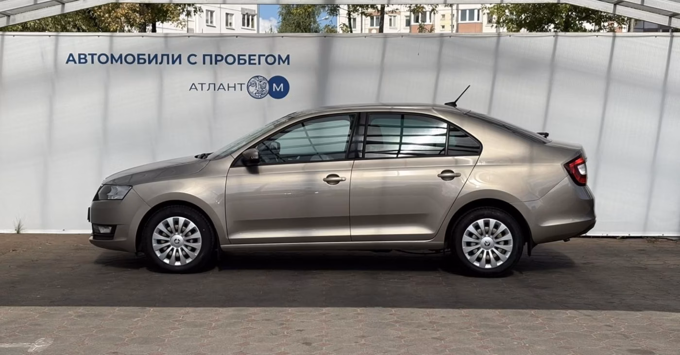 Skoda Rapid фото 5