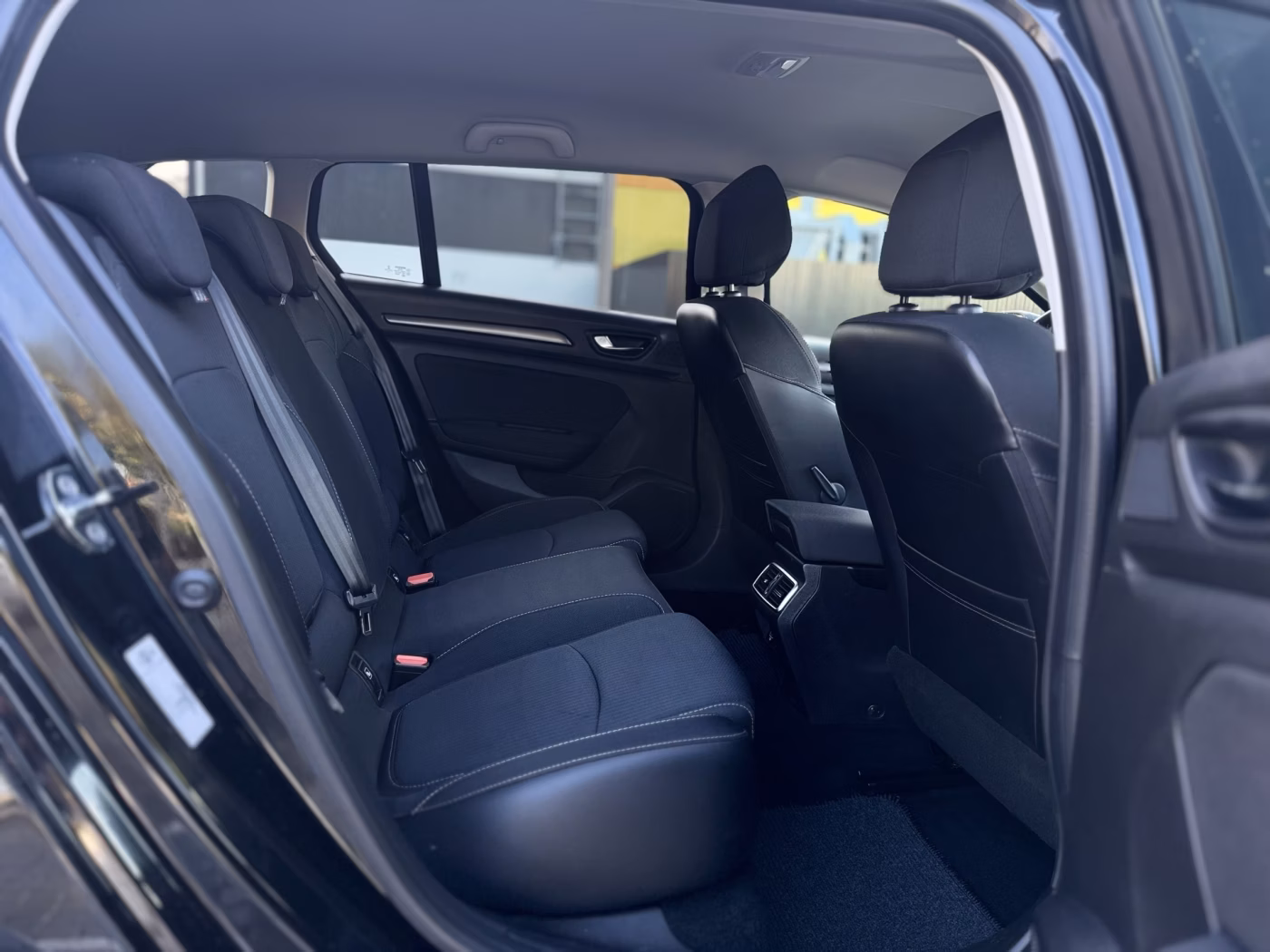 Renault Megane фото 17
