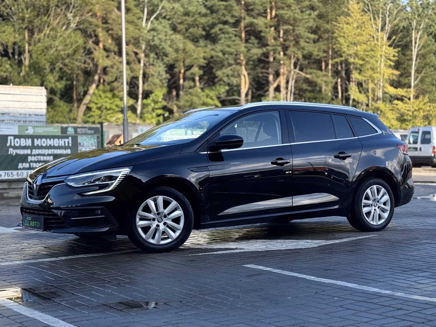 Renault Megane фото 9