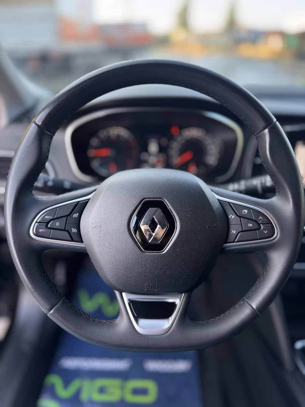 Renault Megane фото 25