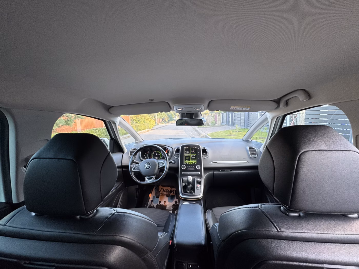 Renault Grand Scenic фото 12