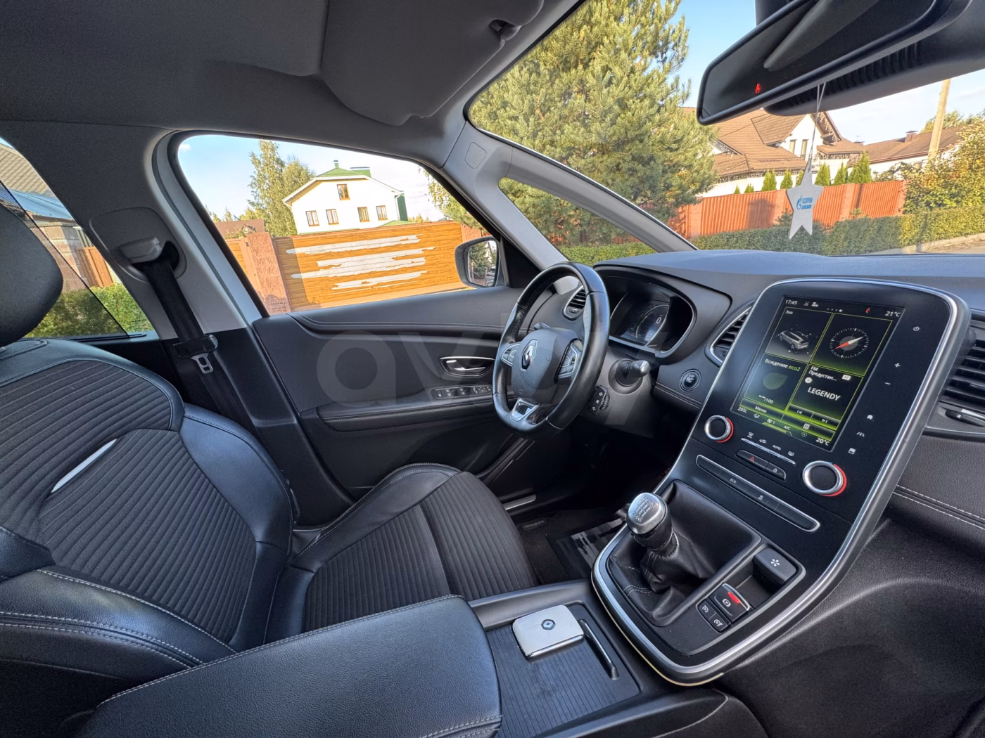 Renault Grand Scenic фото 11