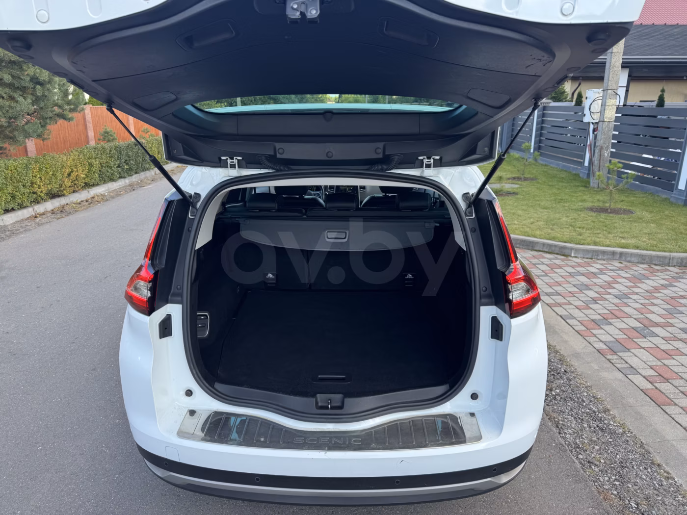 Renault Grand Scenic фото 13