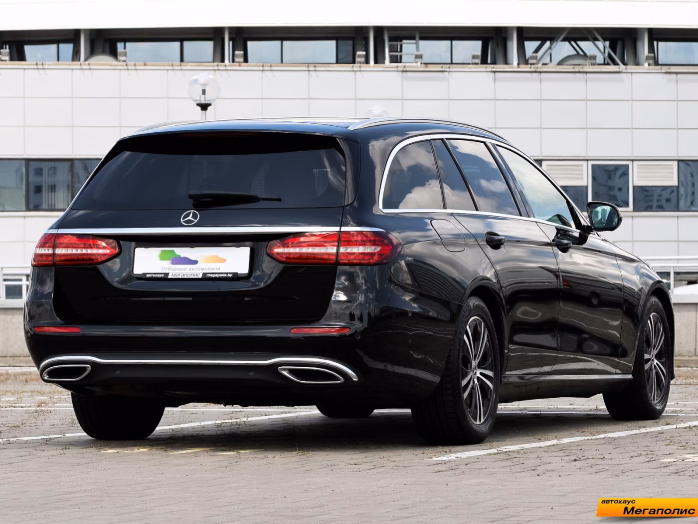 Mercedes-Benz E-Класс фото 5