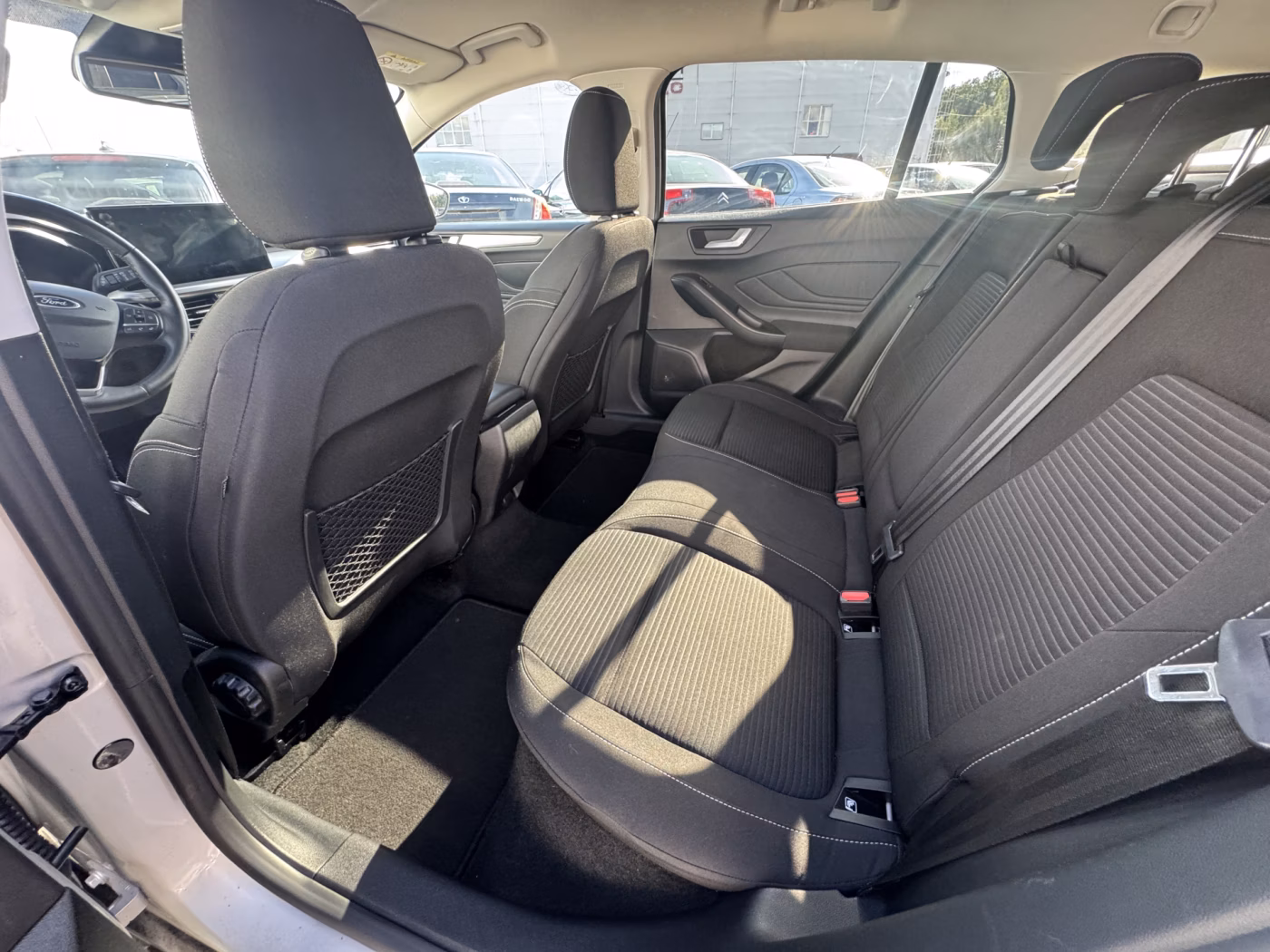 Ford Focus фото 15