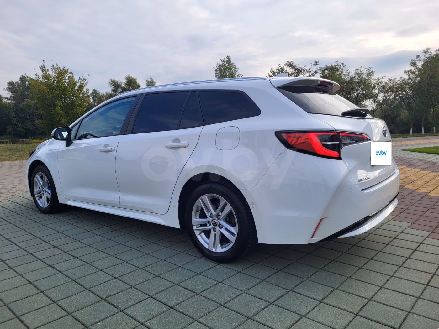 Toyota Corolla фото 4
