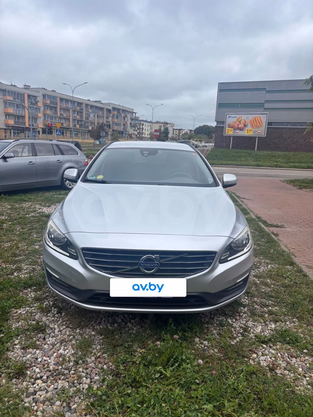 Volvo V60