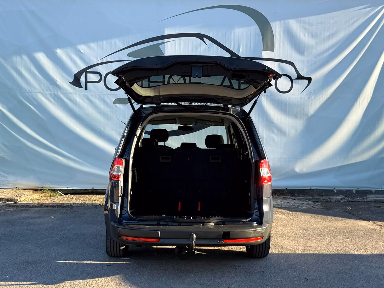Ford Galaxy фото 7
