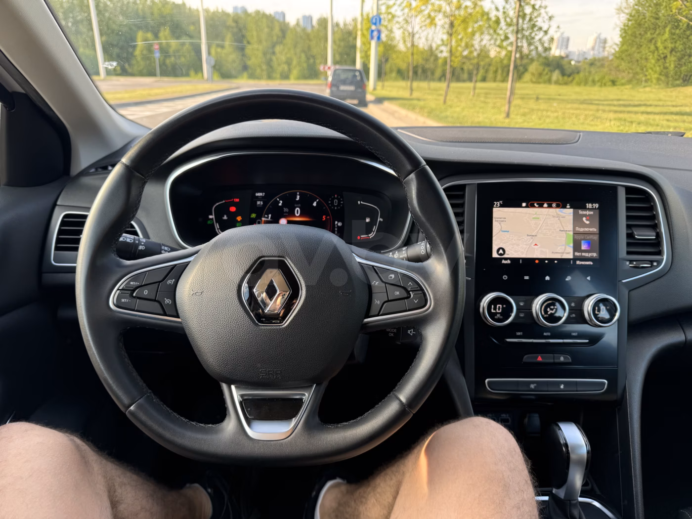 Renault Megane фото 10
