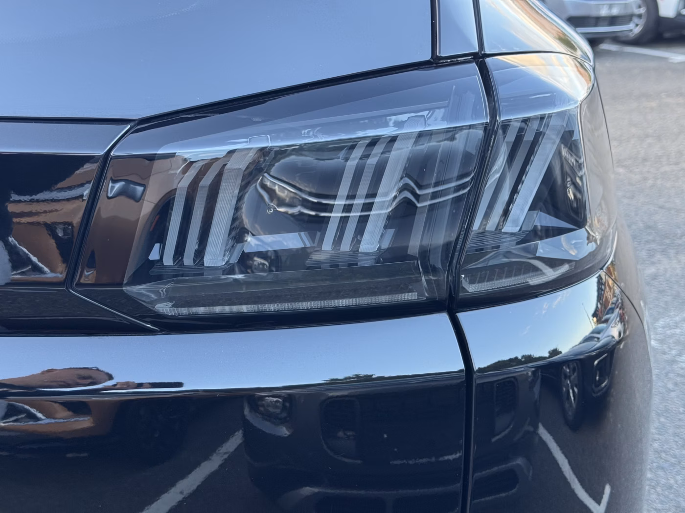 Peugeot 5008 фото 12