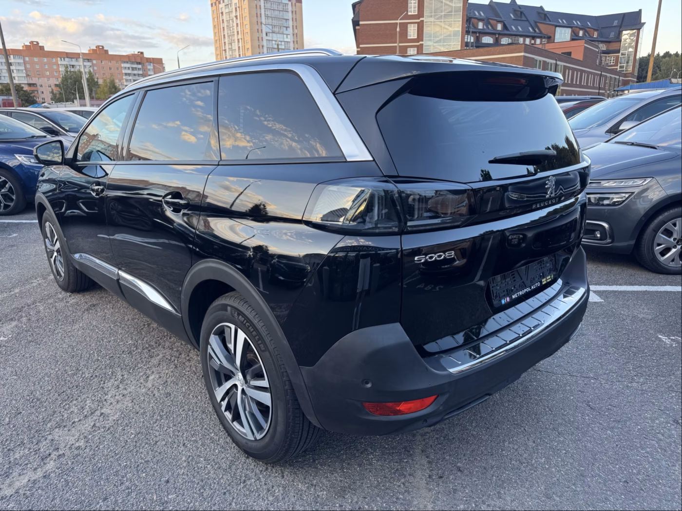 Peugeot 5008 фото 6