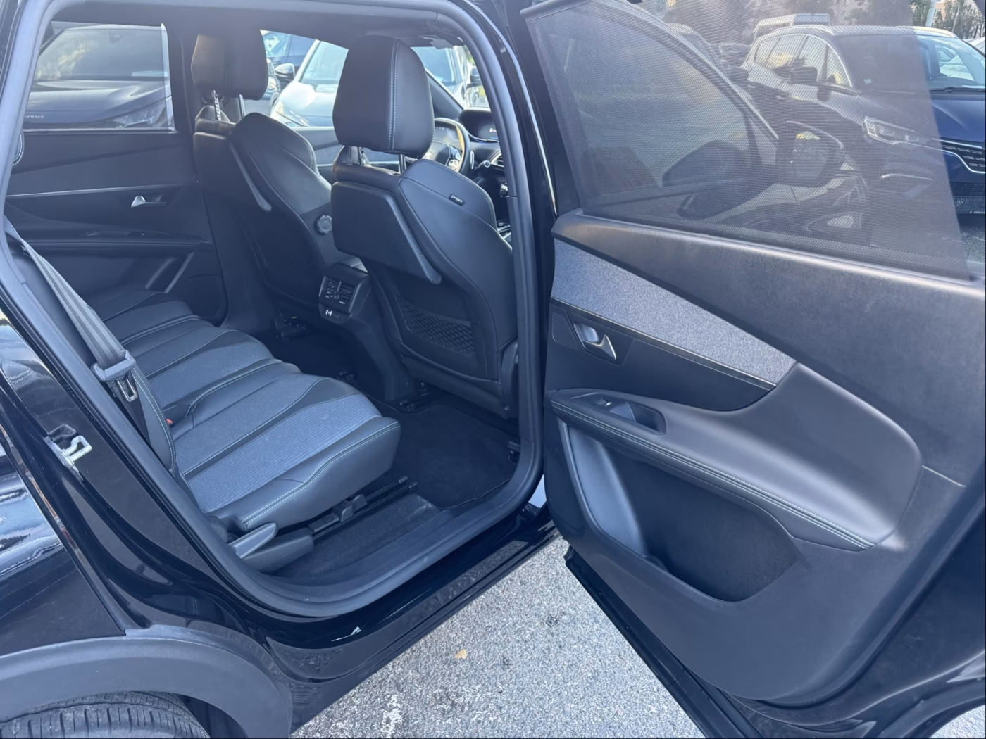Peugeot 5008 фото 18