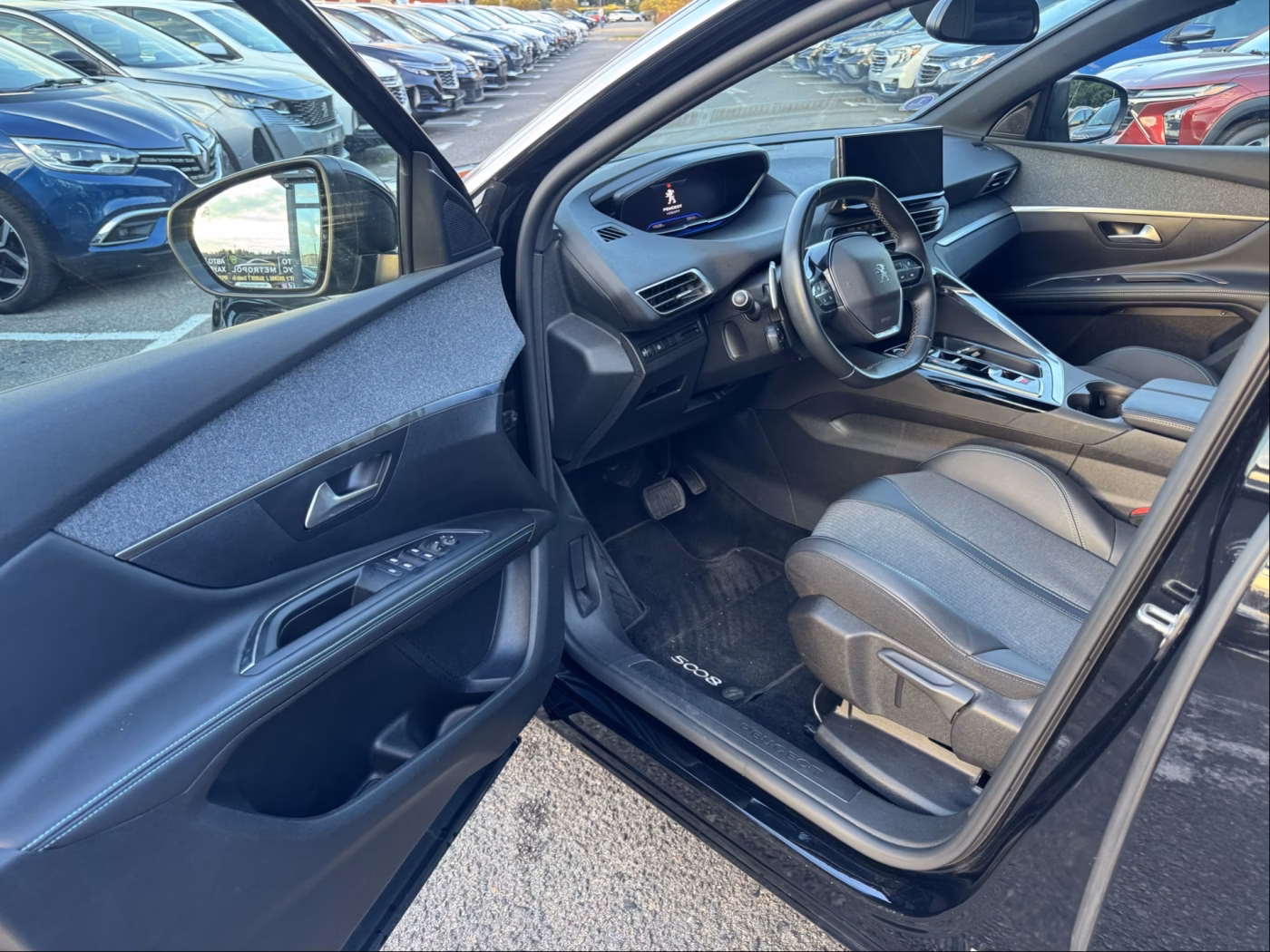 Peugeot 5008 фото 14