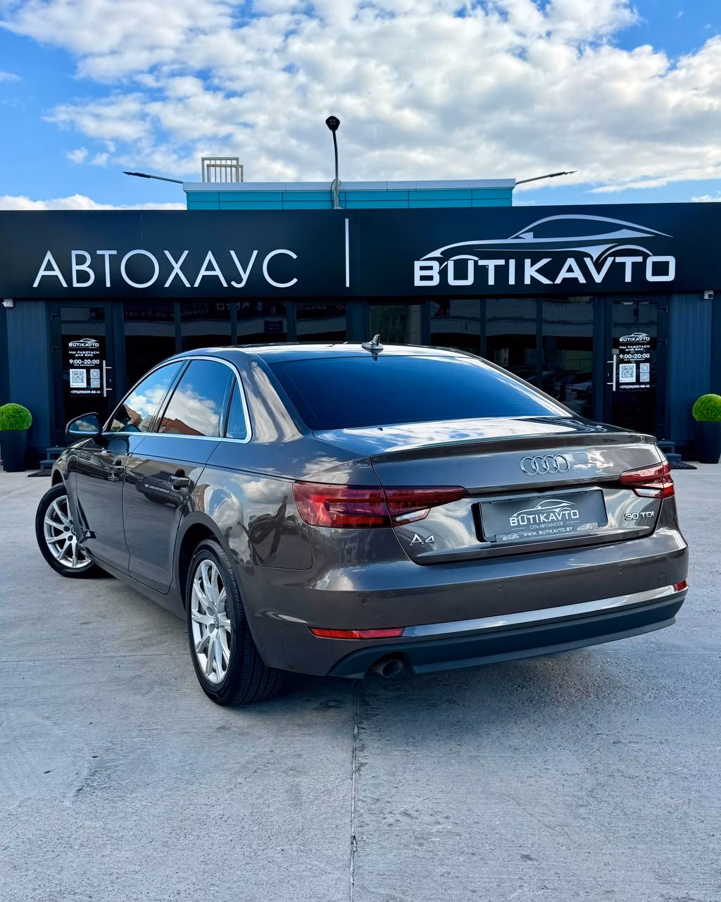 Audi A4 фото 4