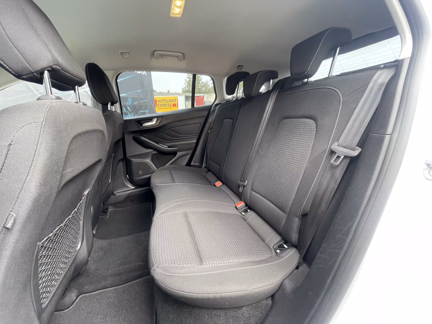 Ford Focus фото 10