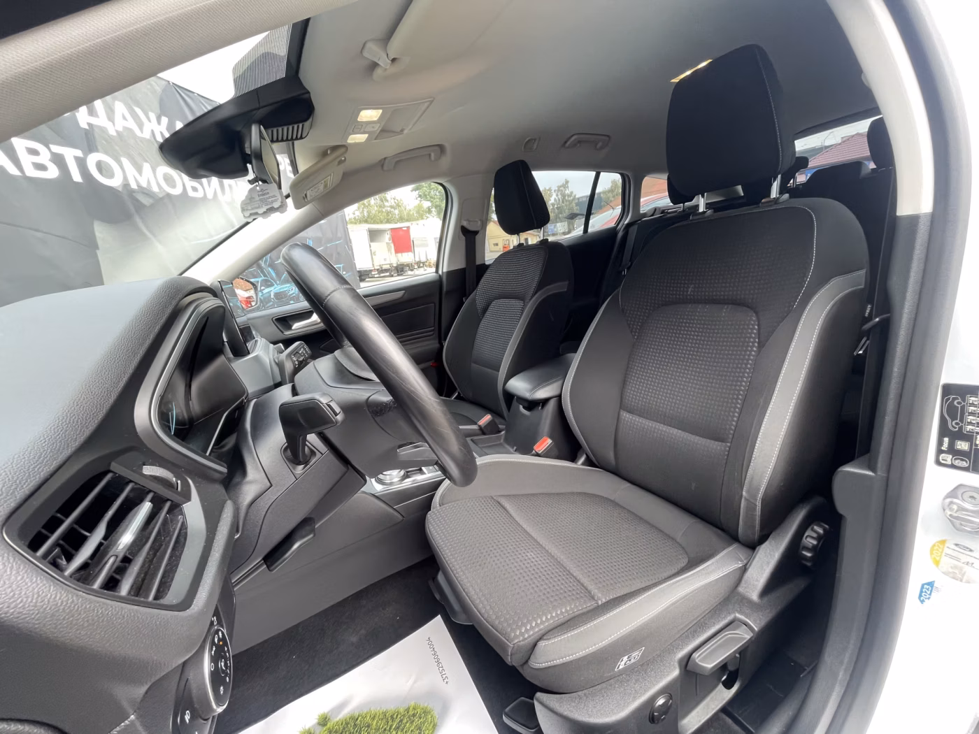Ford Focus фото 9