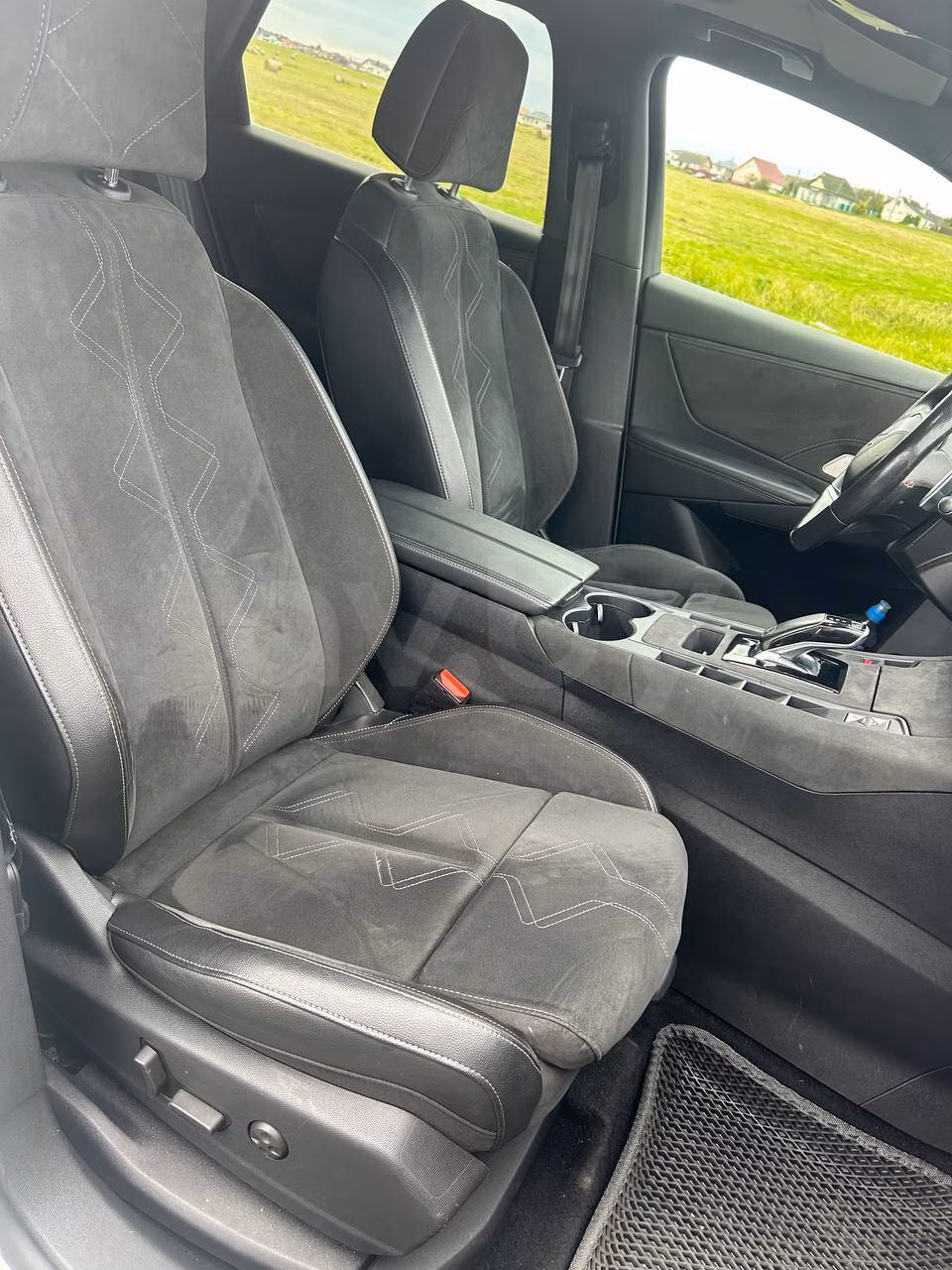 DS 7 Crossback фото 11