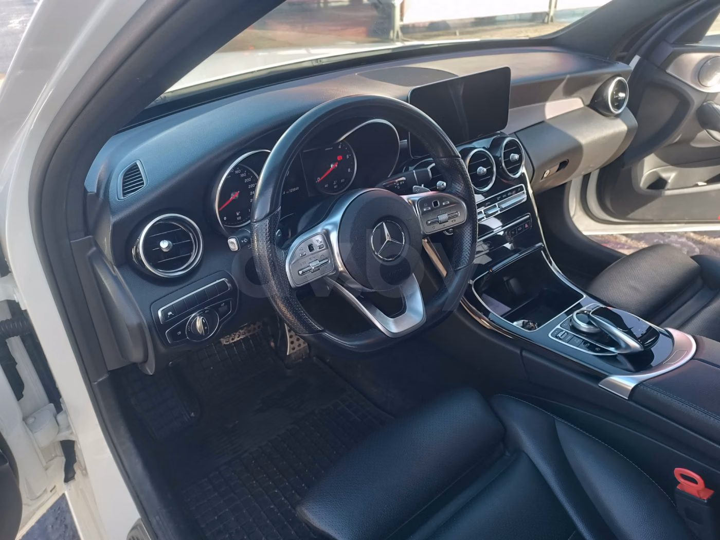 Mercedes-Benz C-Класс фото 9