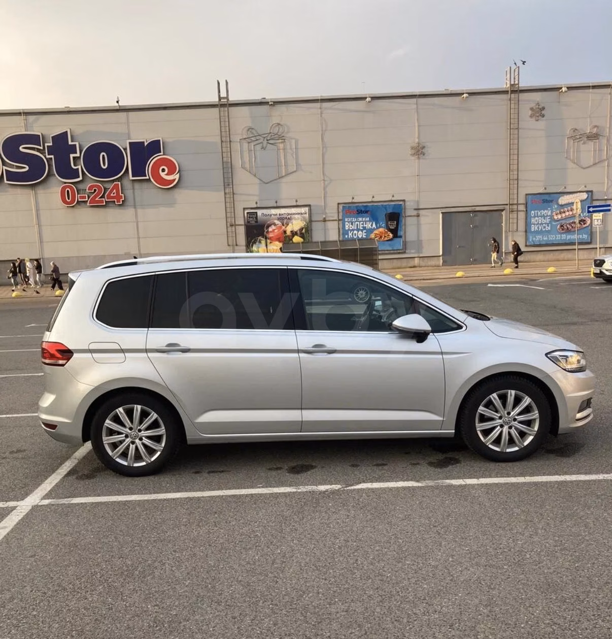 Volkswagen Touran фото 5