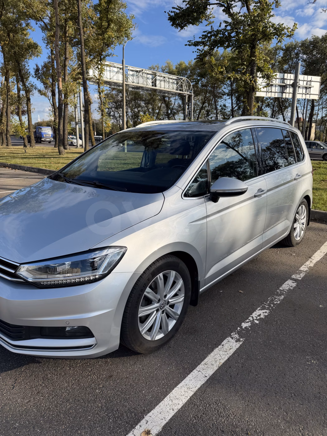 Volkswagen Touran фото 3