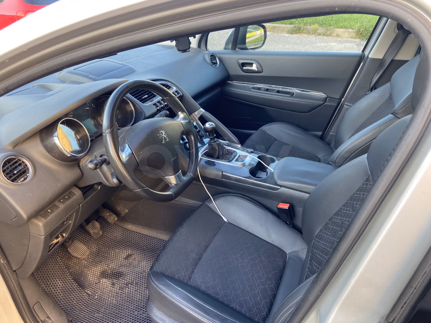 Peugeot 3008 фото 5