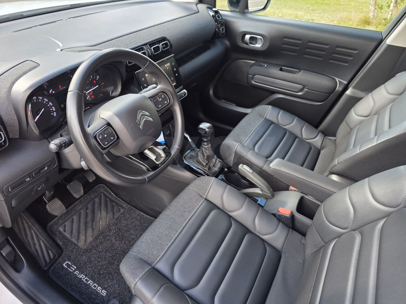 Citroen C3 Aircross фото 9