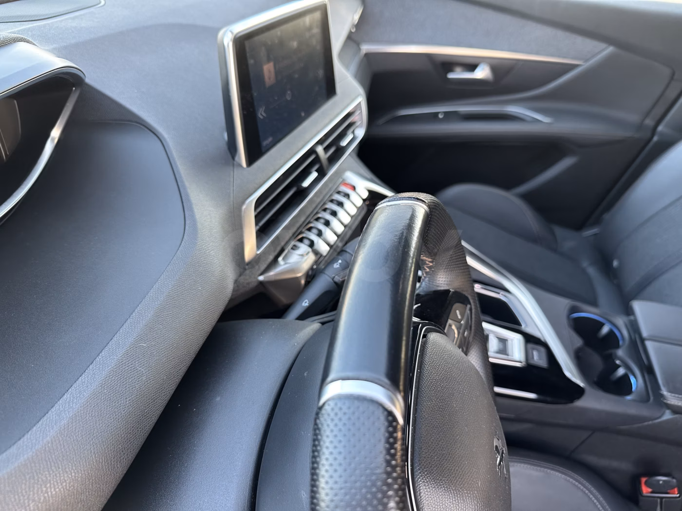 Peugeot 3008 фото 23
