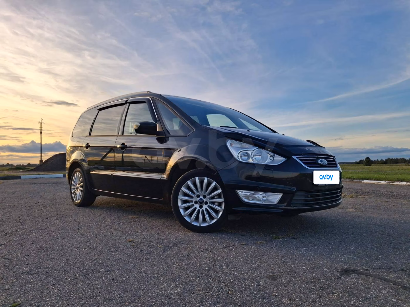 Ford Galaxy фото 18