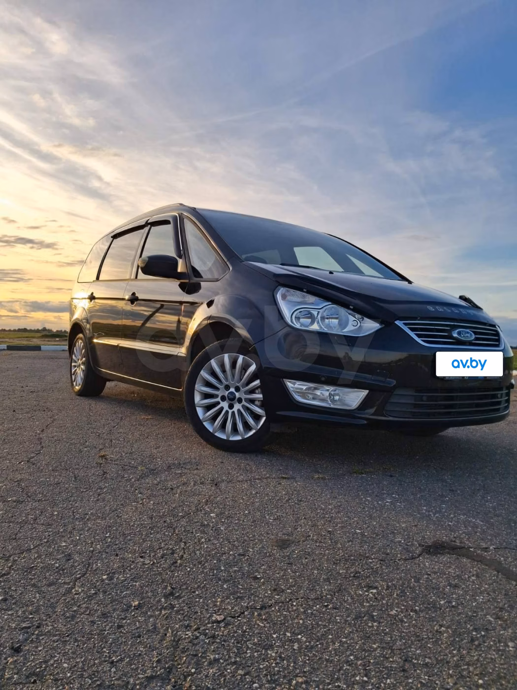 Ford Galaxy фото 14