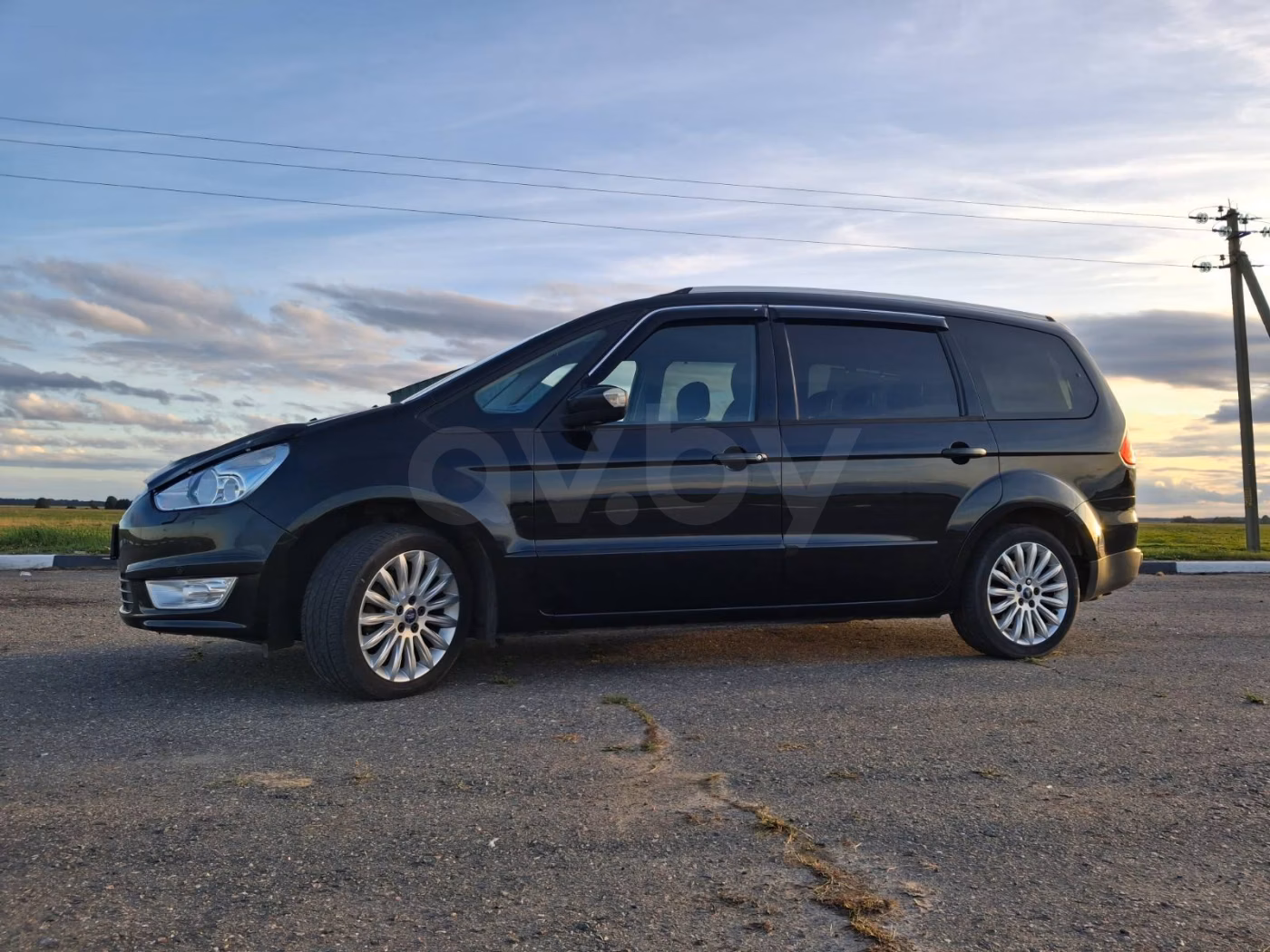 Ford Galaxy фото 16