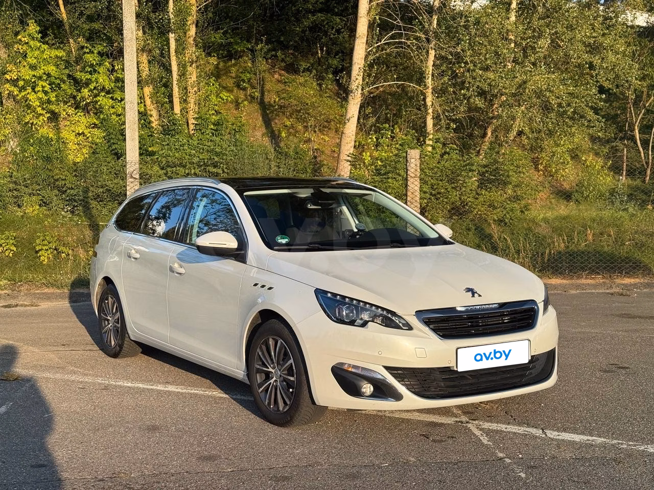 Peugeot 308 фото 2