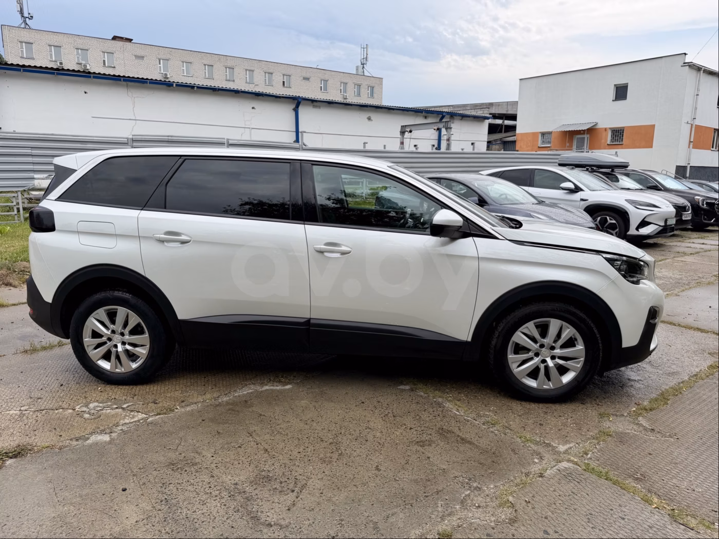 Peugeot 5008 фото 5