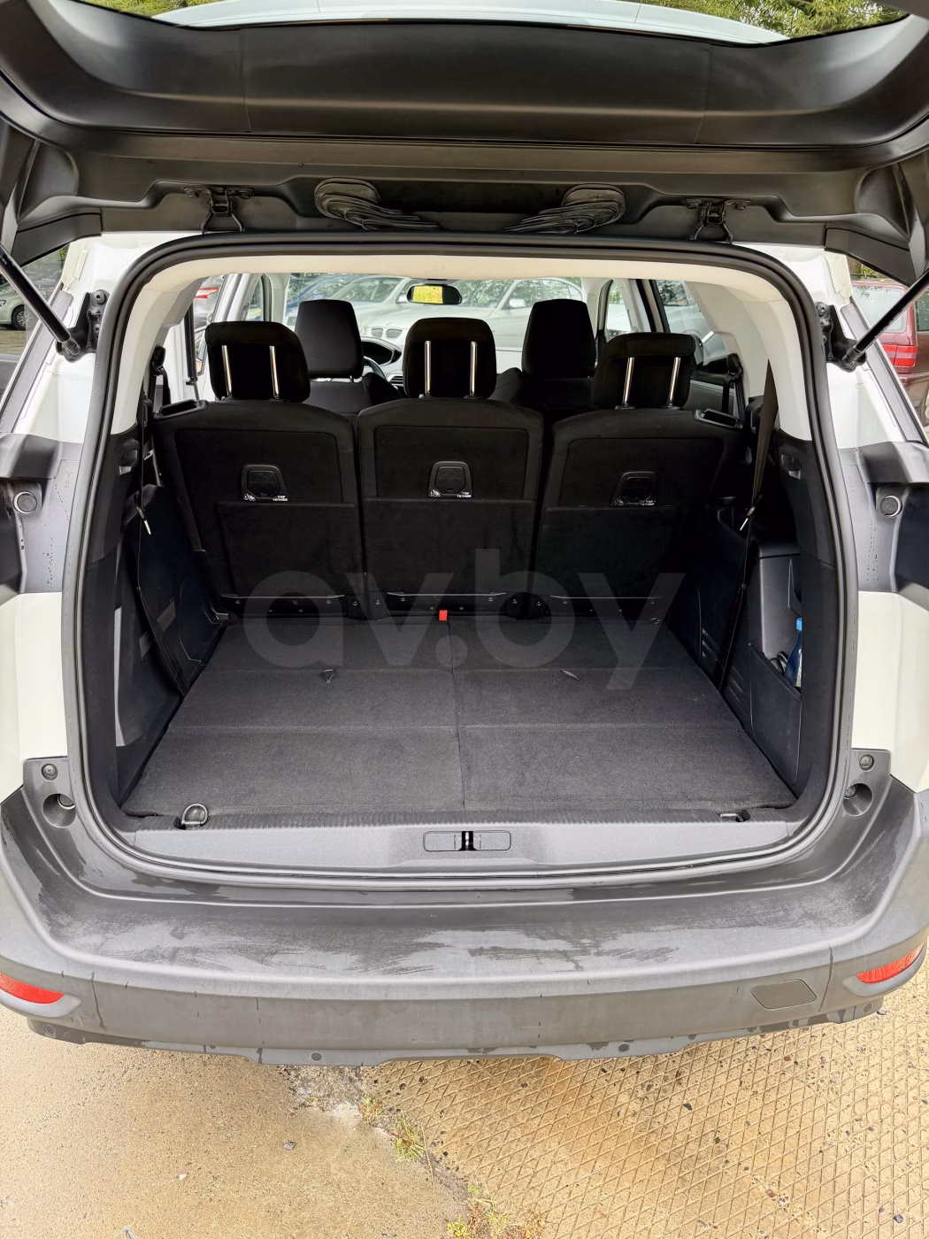 Peugeot 5008 фото 9