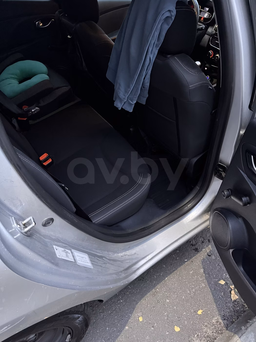 Renault Clio фото 8