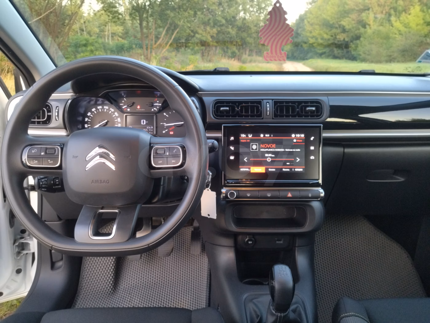 Citroen C3 фото 11