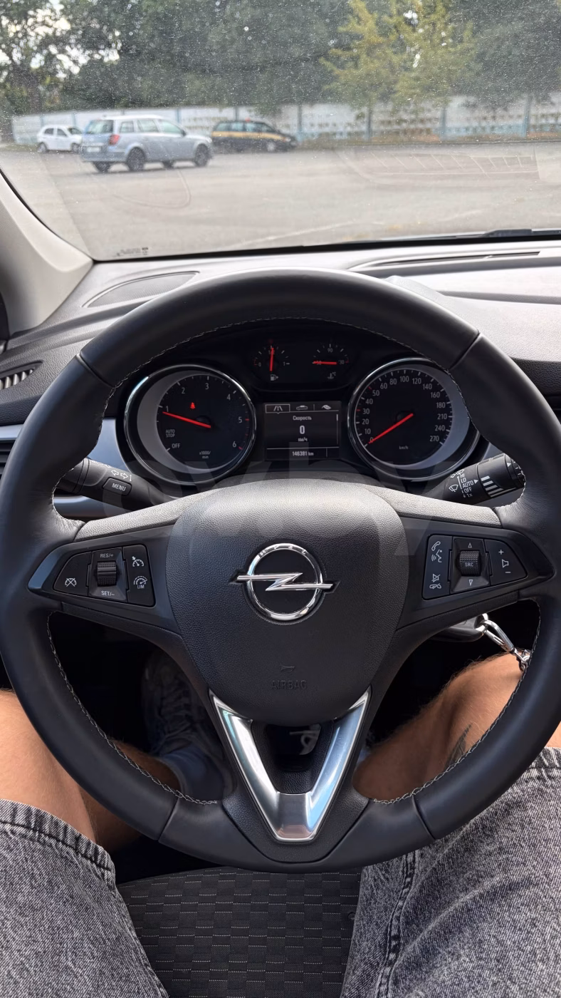 Opel Astra фото 9