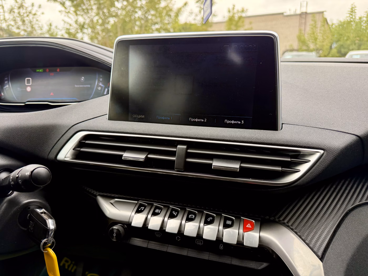 Peugeot 5008 фото 20