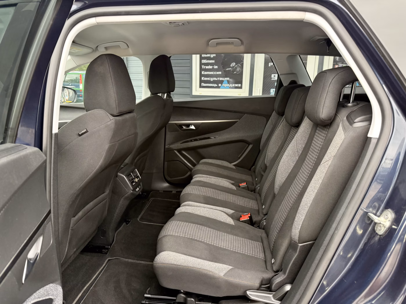 Peugeot 5008 фото 14