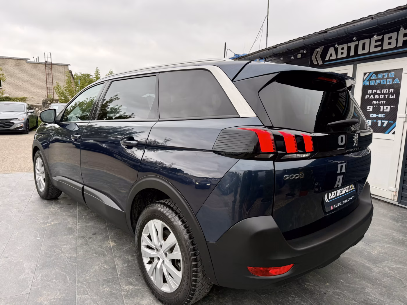 Peugeot 5008 фото 8