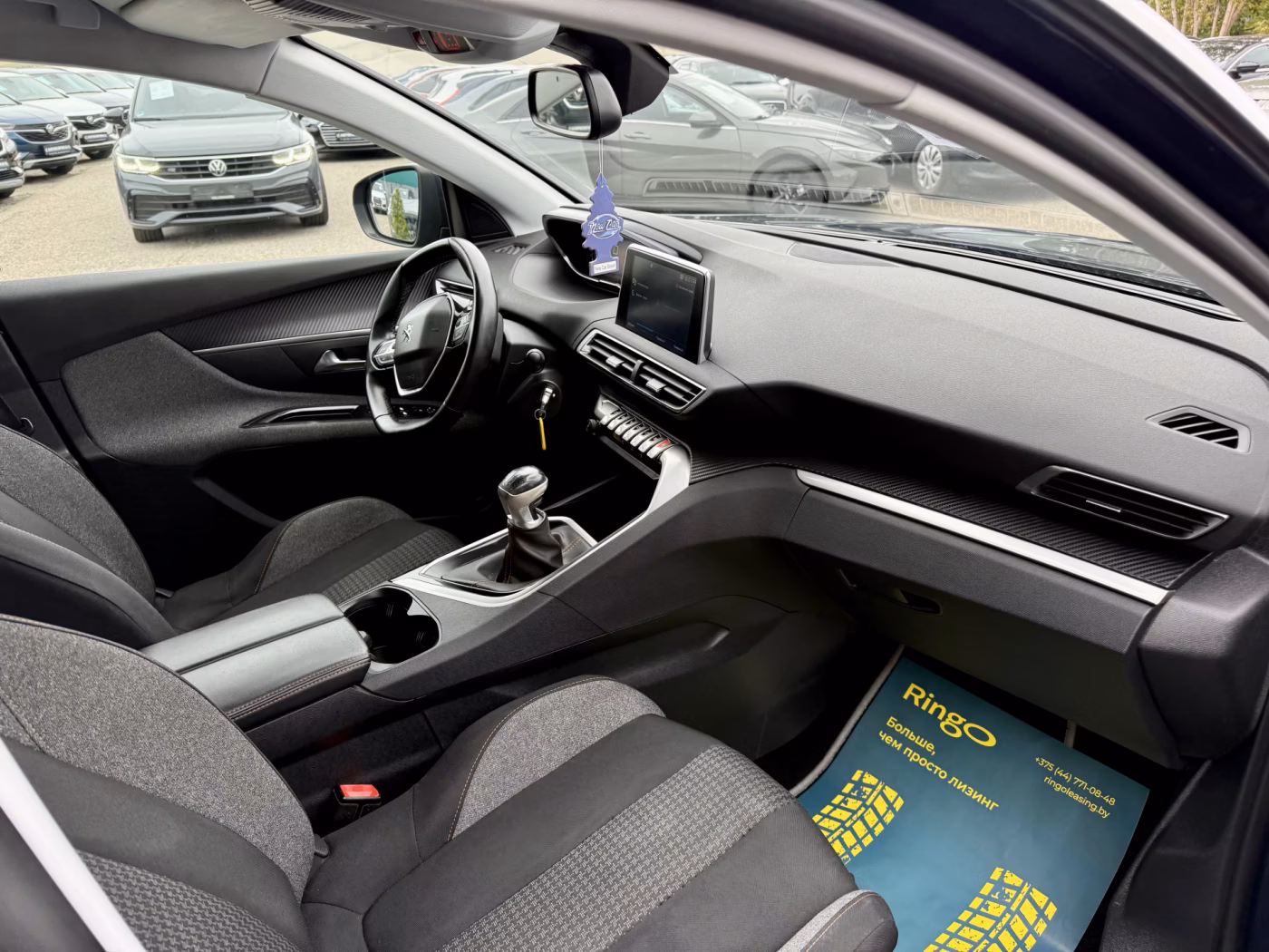 Peugeot 5008 фото 23